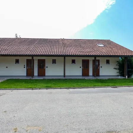 Am Hohen Bogen.3 Apartment *